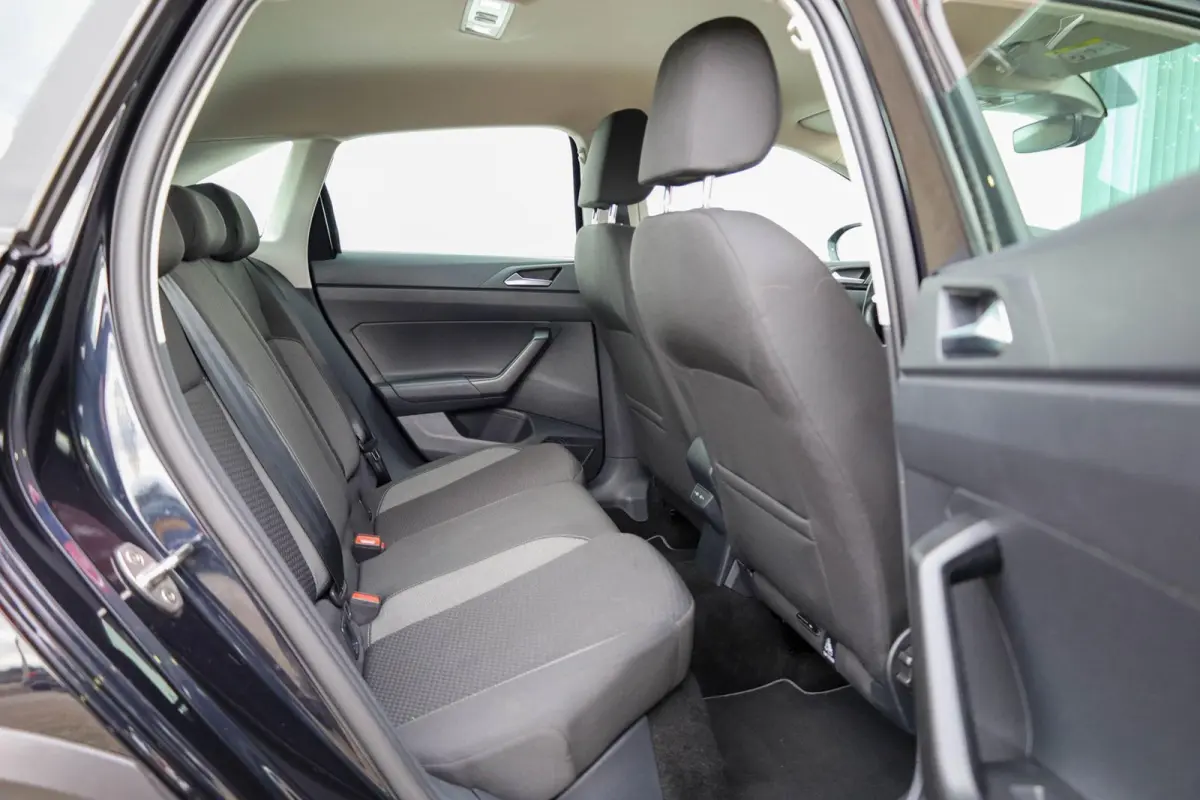 1.0 TSI 95pk Life | Stoelverwarming | Achteruitrijcamera | Adaptieve Cruise Control