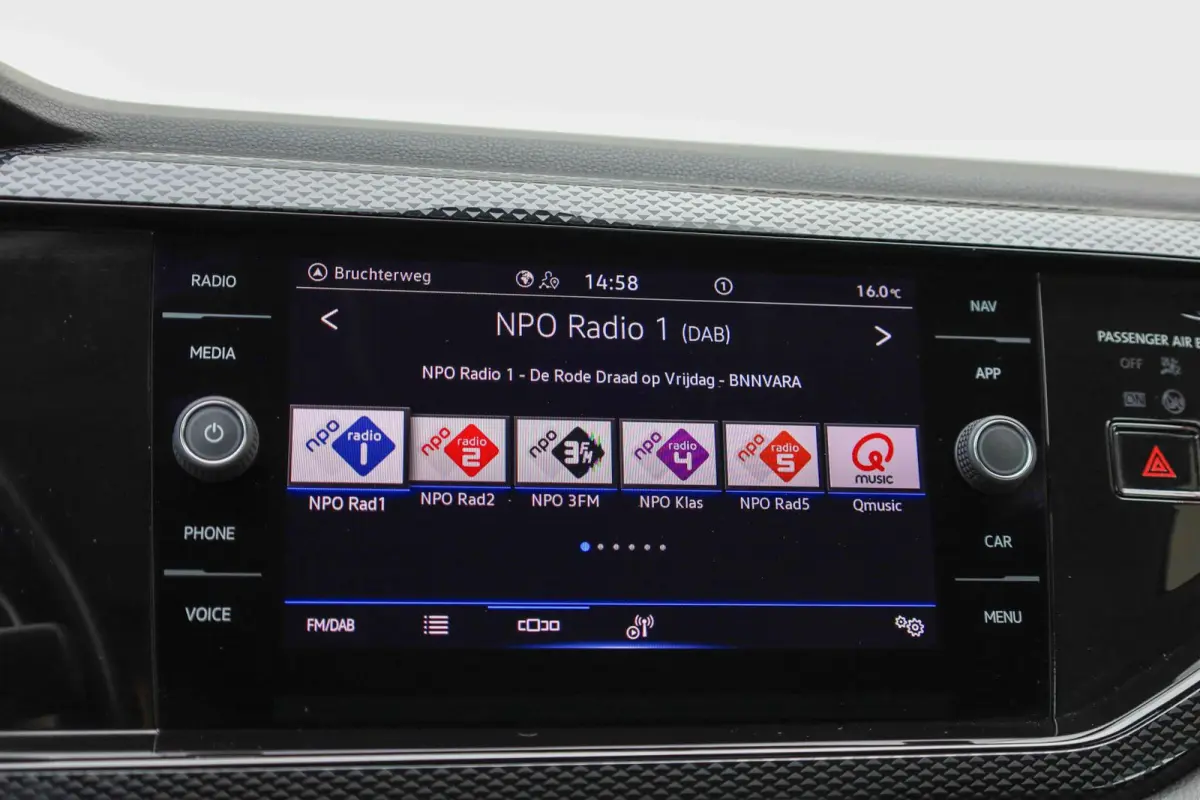 1.0 TSI 95pk Life | Stoelverwarming | Achteruitrijcamera | Adaptieve Cruise Control