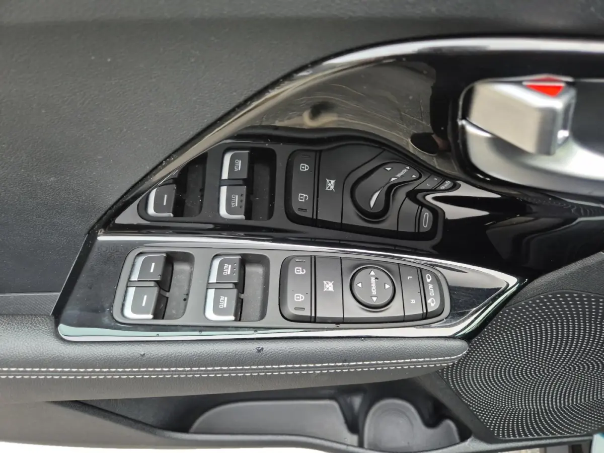 1.6 GDi Hybrid DynamicLine | Airco | Navi | Camera | Cruise Control | Trekhaak |