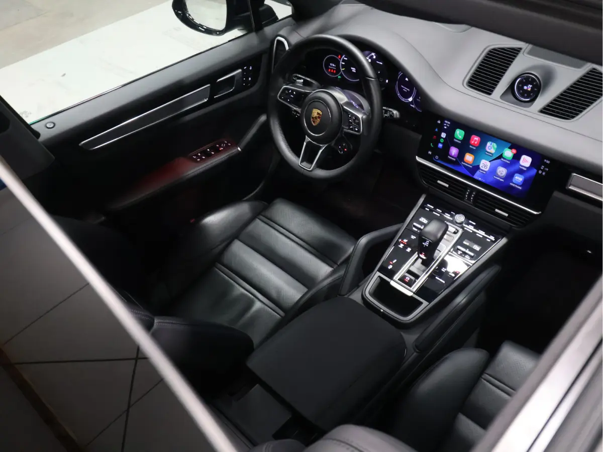 3.0 E-Hybrid Platinum Edition [PANORAMADAK, ACC, BOSE, SPORT CHRONO, HEAD-UP, ADAPTIVE LUCHTVERING, APPLE CARPLAY, SFEERVERLICHTING, MEMORY, NIEUWSTAAT]
