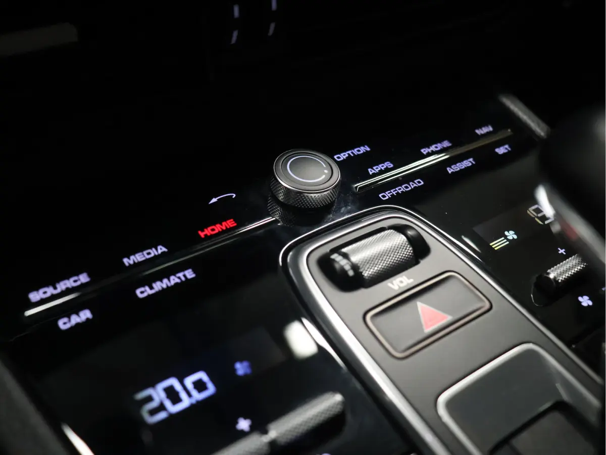 3.0 E-Hybrid Platinum Edition [PANORAMADAK, ACC, BOSE, SPORT CHRONO, HEAD-UP, ADAPTIVE LUCHTVERING, APPLE CARPLAY, SFEERVERLICHTING, MEMORY, NIEUWSTAAT]