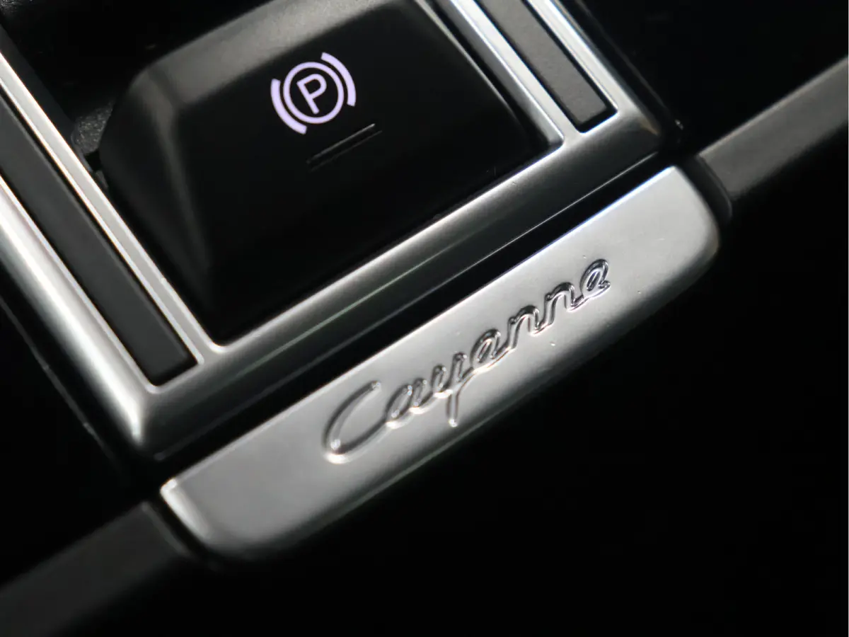 3.0 E-Hybrid Platinum Edition [PANORAMADAK, ACC, BOSE, SPORT CHRONO, HEAD-UP, ADAPTIVE LUCHTVERING, APPLE CARPLAY, SFEERVERLICHTING, MEMORY, NIEUWSTAAT]