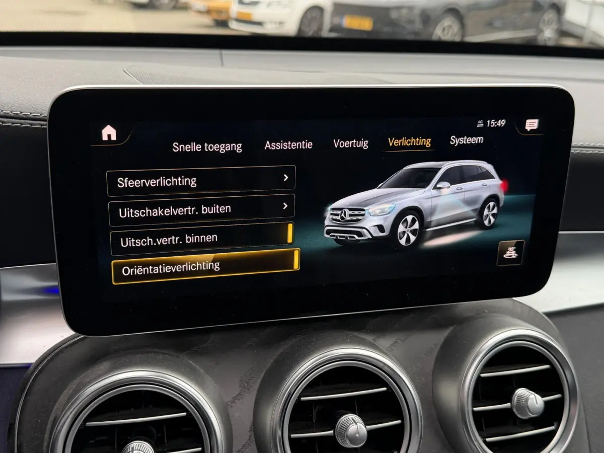 4MATIC AMG Line 20"/Panoramadak/Leder + memory/Stoelverwarming + ventilatie/Keyless/Head-up/Treeplanken/Apple Carplay & Android Auto/Alarm