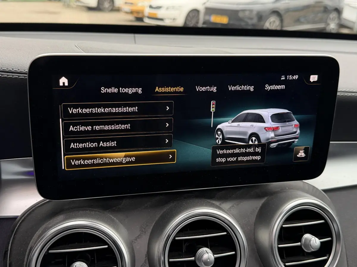 4MATIC AMG Line 20"/Panoramadak/Leder + memory/Stoelverwarming + ventilatie/Keyless/Head-up/Treeplanken/Apple Carplay & Android Auto/Alarm