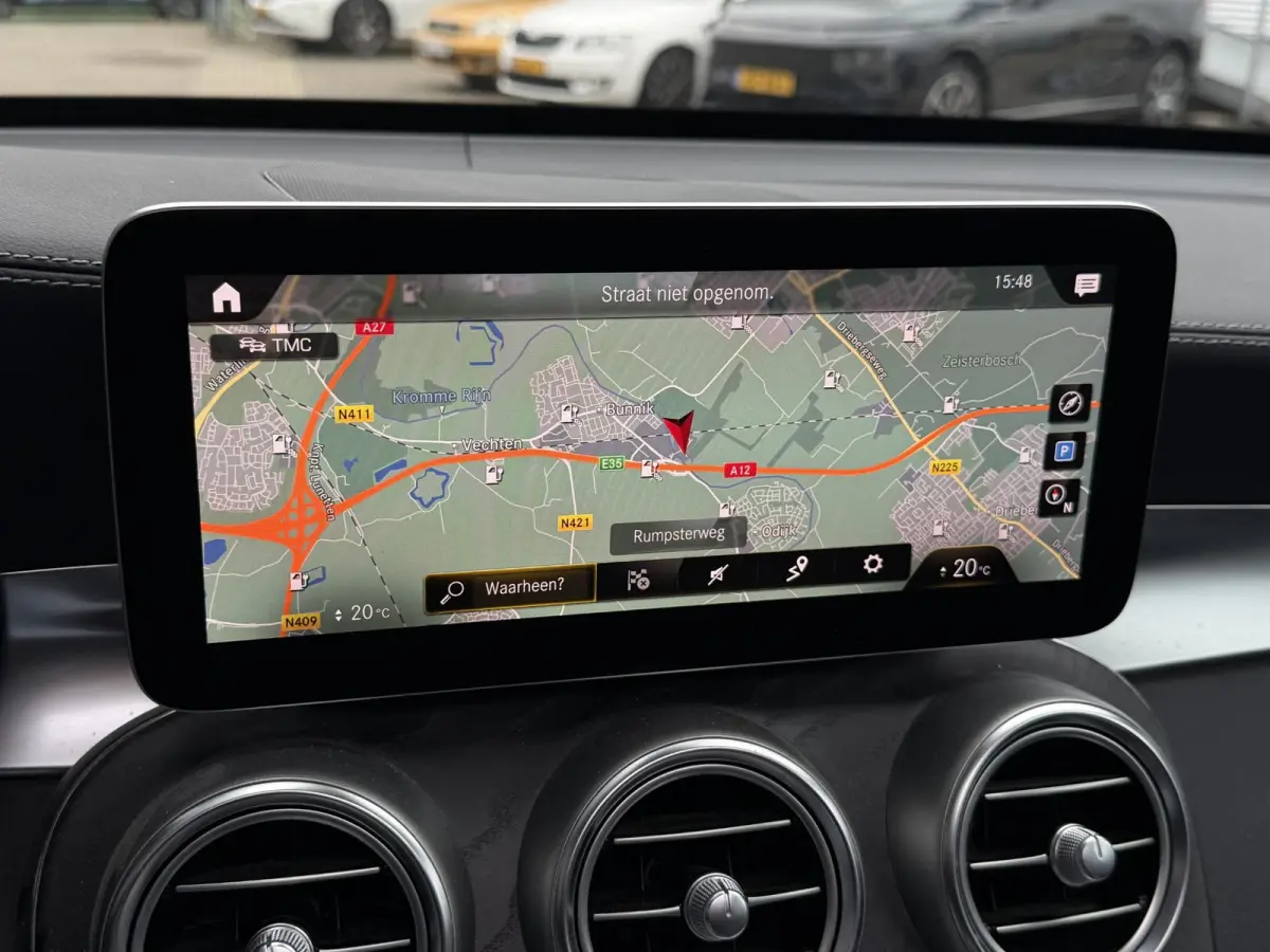 4MATIC AMG Line 20"/Panoramadak/Leder + memory/Stoelverwarming + ventilatie/Keyless/Head-up/Treeplanken/Apple Carplay & Android Auto/Alarm