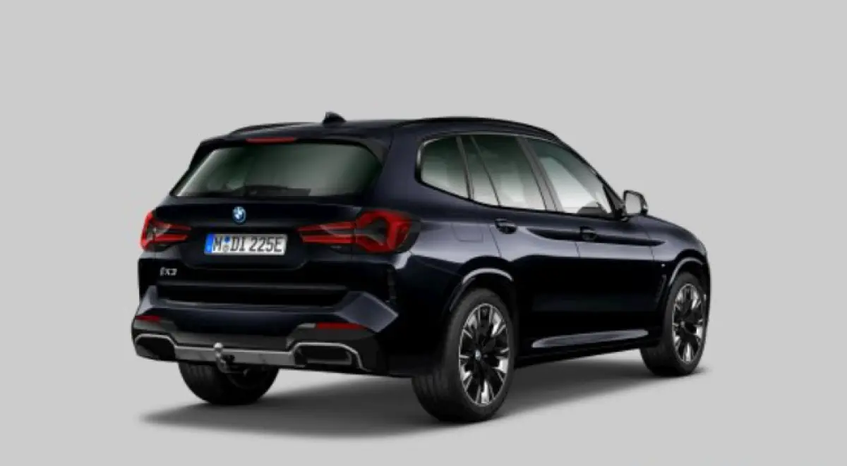 High Executive 80 kWh Trekhaak - Panoramadak - Driving Assistant Professional - Head up - Harman Kardon - BMW Laserlight - Stuurwielrand verwarmd - Parking Assistant Plus - Geluidsdempende r