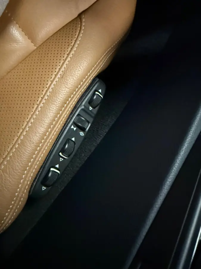 200 AMG STYLING-LEDER-AIRSCARF-HARMAN KARDON-STOELVERWARMING-ORIG NL