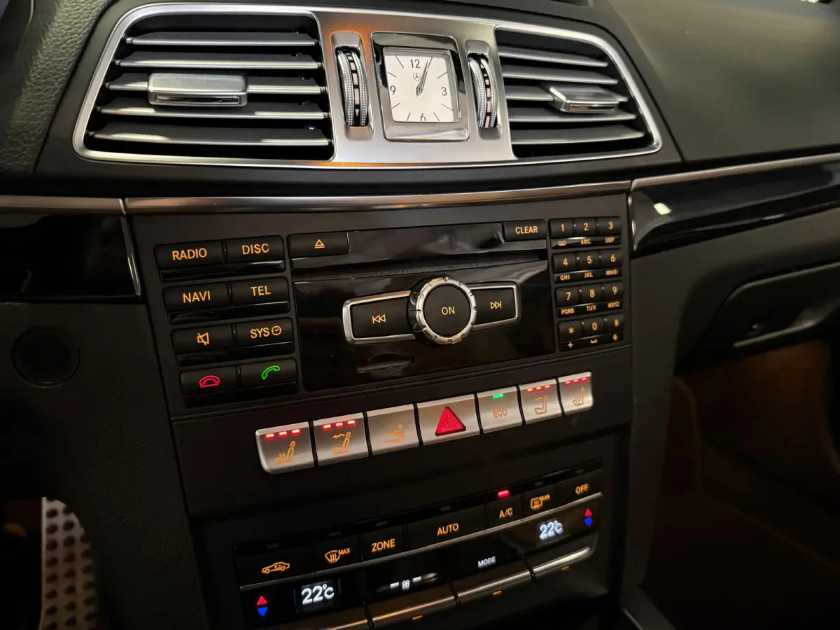 200 AMG STYLING-LEDER-AIRSCARF-HARMAN KARDON-STOELVERWARMING-ORIG NL