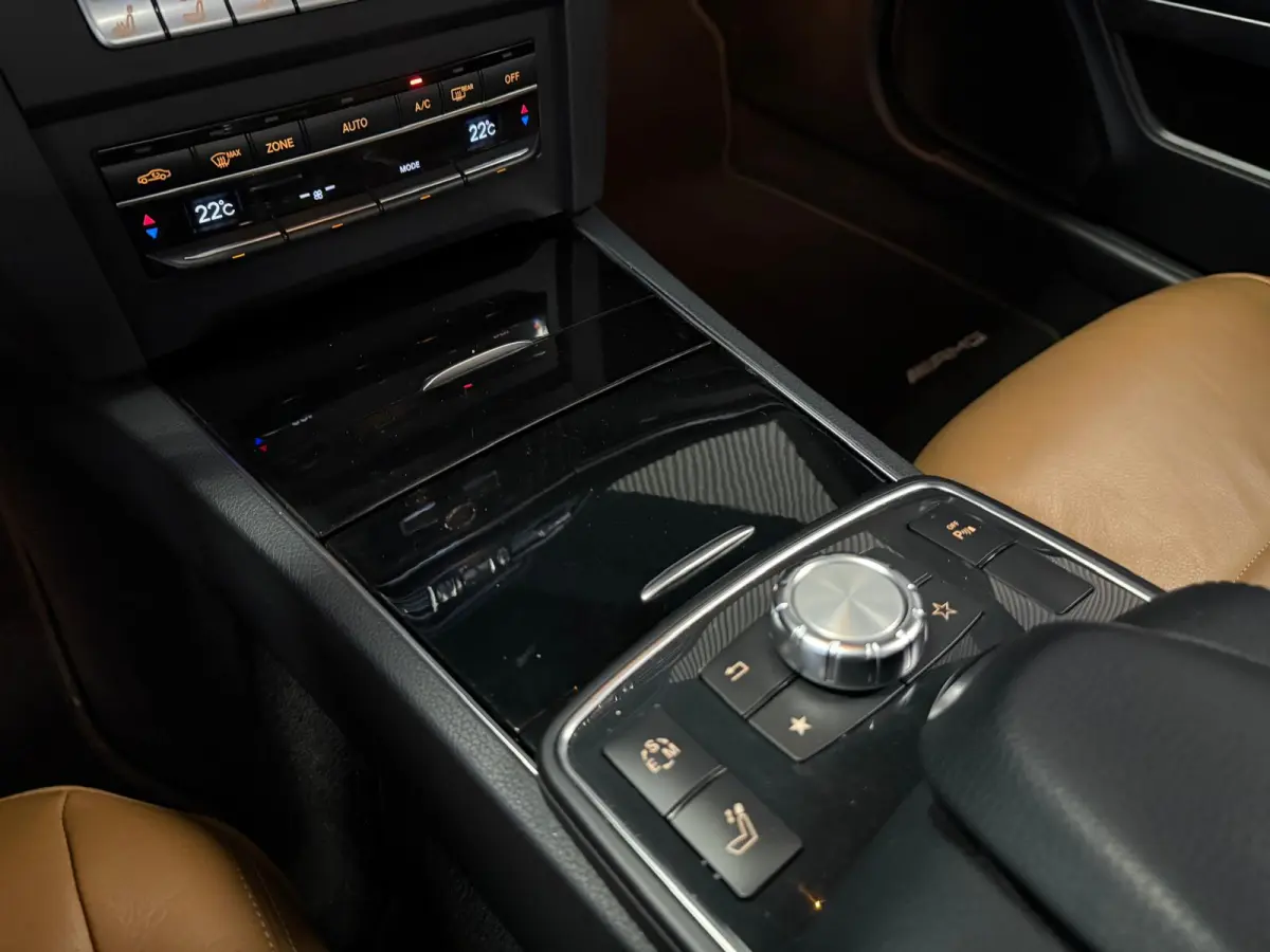 200 AMG STYLING-LEDER-AIRSCARF-HARMAN KARDON-STOELVERWARMING-ORIG NL