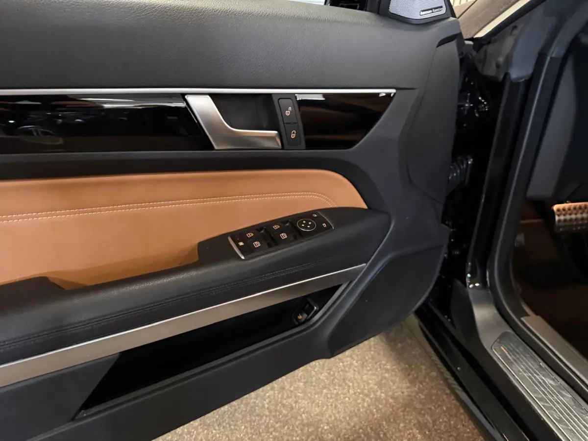 200 AMG STYLING-LEDER-AIRSCARF-HARMAN KARDON-STOELVERWARMING-ORIG NL