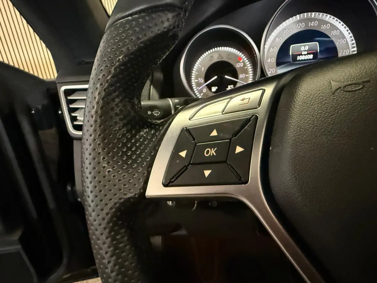 200 AMG STYLING-LEDER-AIRSCARF-HARMAN KARDON-STOELVERWARMING-ORIG NL