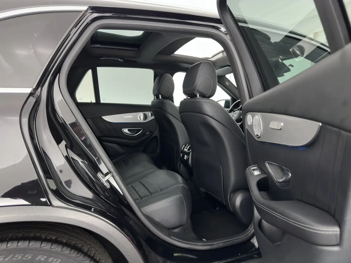 250 d 4MATIC Prestige Aut. *PANO | HEAD-UP | LEATHER | FULL-LED | DISTRONIC | BURMESTER | MEMORY-PACK | HEATED-SPORTSEATS | BLIND-SPOT | NAVI-FULLMAP | PRIVACY-GLASS | SHIFT-PADDLES | ECC | 