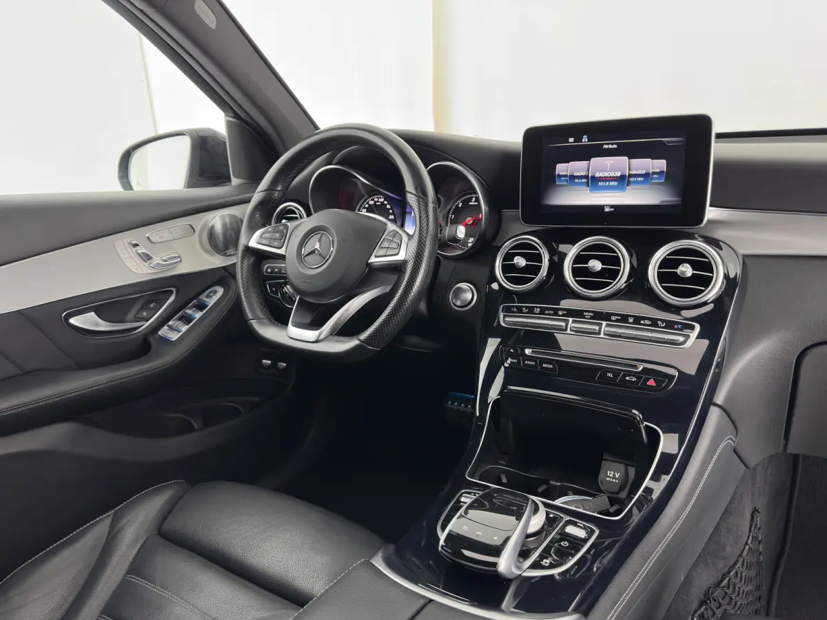 250 d 4MATIC Prestige Aut. *PANO | HEAD-UP | LEATHER | FULL-LED | DISTRONIC | BURMESTER | MEMORY-PACK | HEATED-SPORTSEATS | BLIND-SPOT | NAVI-FULLMAP | PRIVACY-GLASS | SHIFT-PADDLES | ECC | 