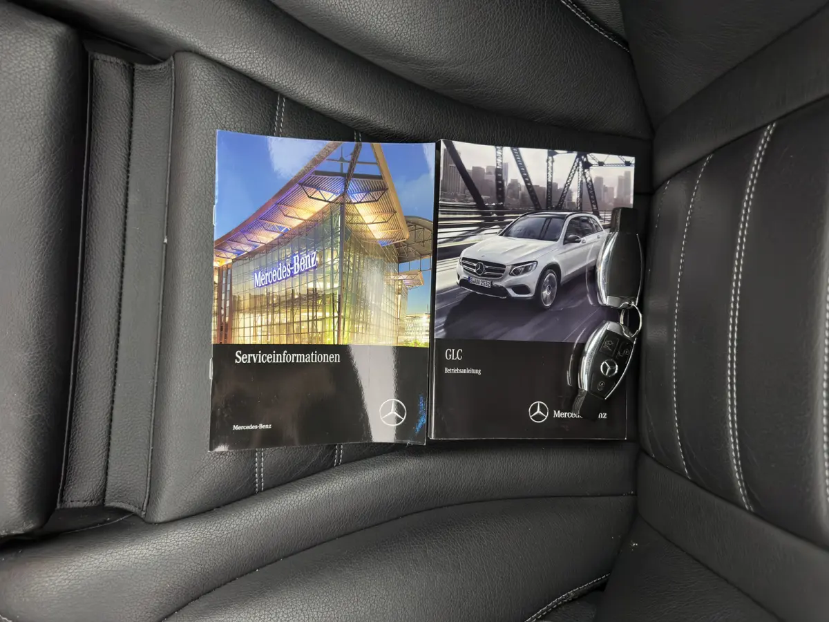 250 d 4MATIC Prestige Aut. *PANO | HEAD-UP | LEATHER | FULL-LED | DISTRONIC | BURMESTER | MEMORY-PACK | HEATED-SPORTSEATS | BLIND-SPOT | NAVI-FULLMAP | PRIVACY-GLASS | SHIFT-PADDLES | ECC | 