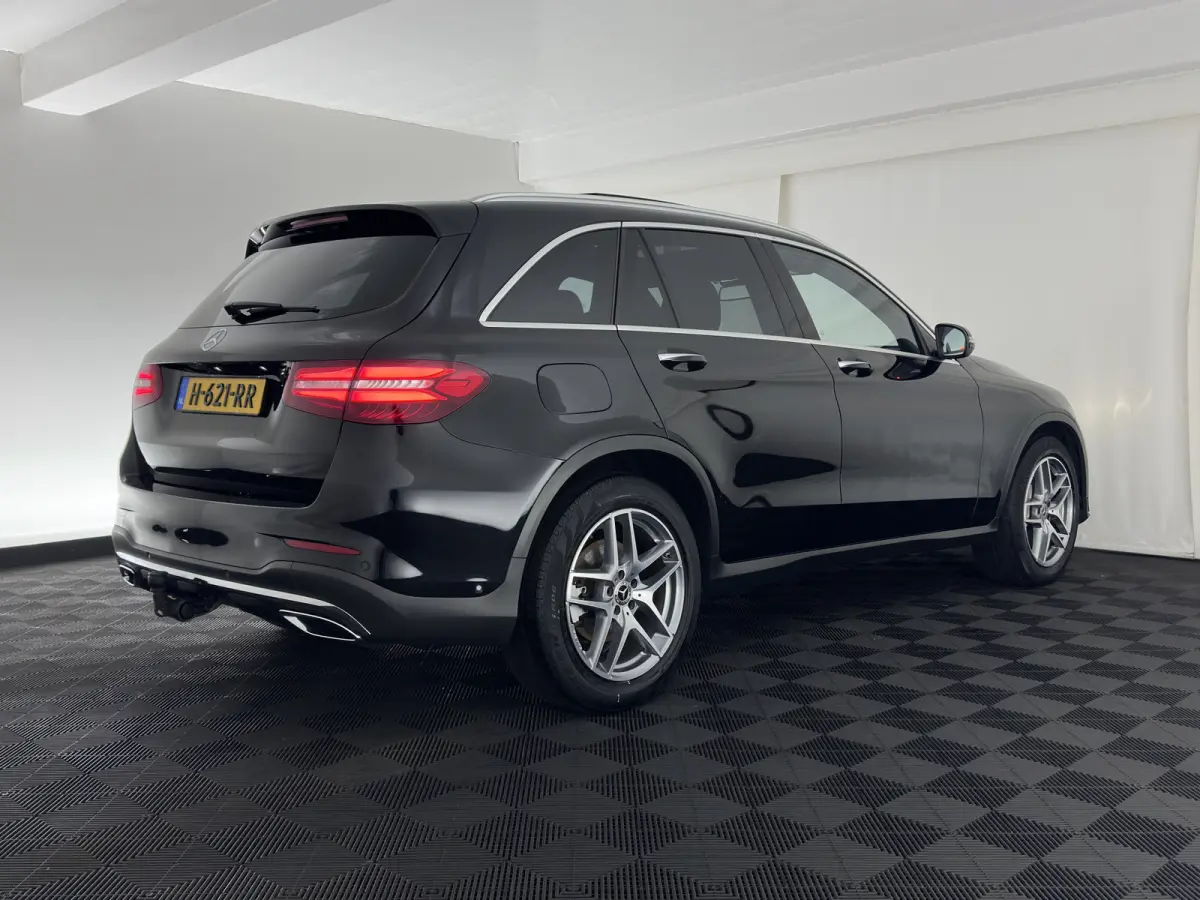250 d 4MATIC Prestige Aut. *PANO | HEAD-UP | LEATHER | FULL-LED | DISTRONIC | BURMESTER | MEMORY-PACK | HEATED-SPORTSEATS | BLIND-SPOT | NAVI-FULLMAP | PRIVACY-GLASS | SHIFT-PADDLES | ECC | 