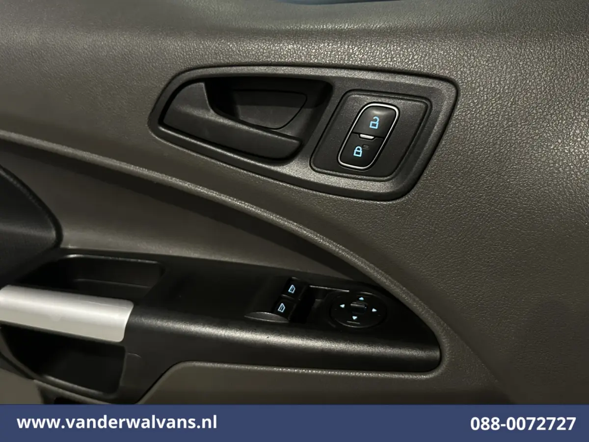 1.5 EcoBlue L1H1 Euro6 Airco | Camera | Navigatie | Cruisecontrol | Android Auto Stoelverwarming, Verwarmde voorruit, Trekhaak, Parkeersensoren