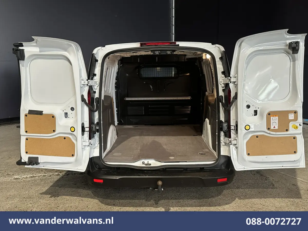 1.5 EcoBlue L1H1 Euro6 Airco | Camera | Navigatie | Cruisecontrol | Android Auto Stoelverwarming, Verwarmde voorruit, Trekhaak, Parkeersensoren