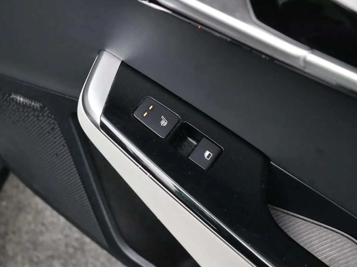 GT-Line 77.4 kWh | SOH 96% | Panoramadak |  Elektrische Stoelen | Headup Display | Warmtepomp | 528km WLTP |