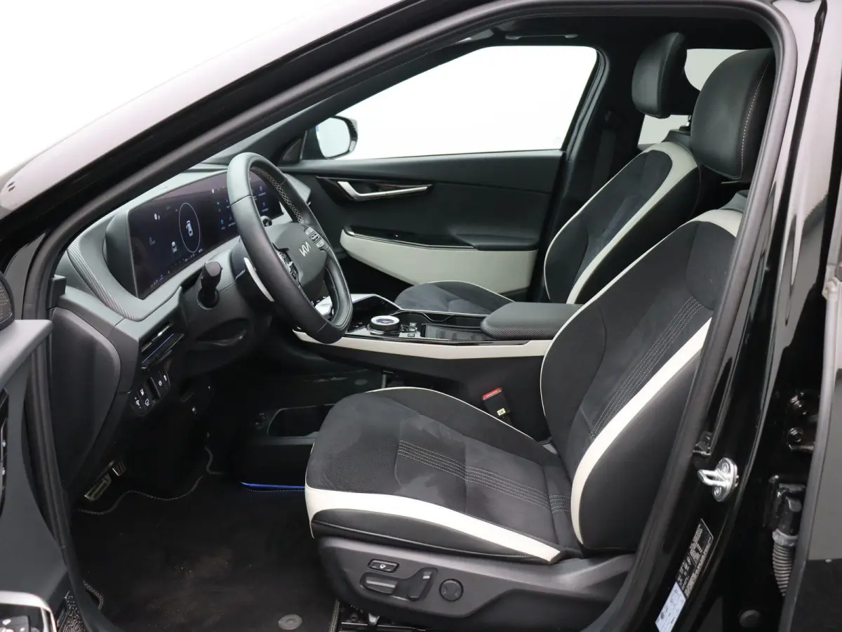 GT-Line 77.4 kWh | SOH 96% | Panoramadak |  Elektrische Stoelen | Headup Display | Warmtepomp | 528km WLTP |
