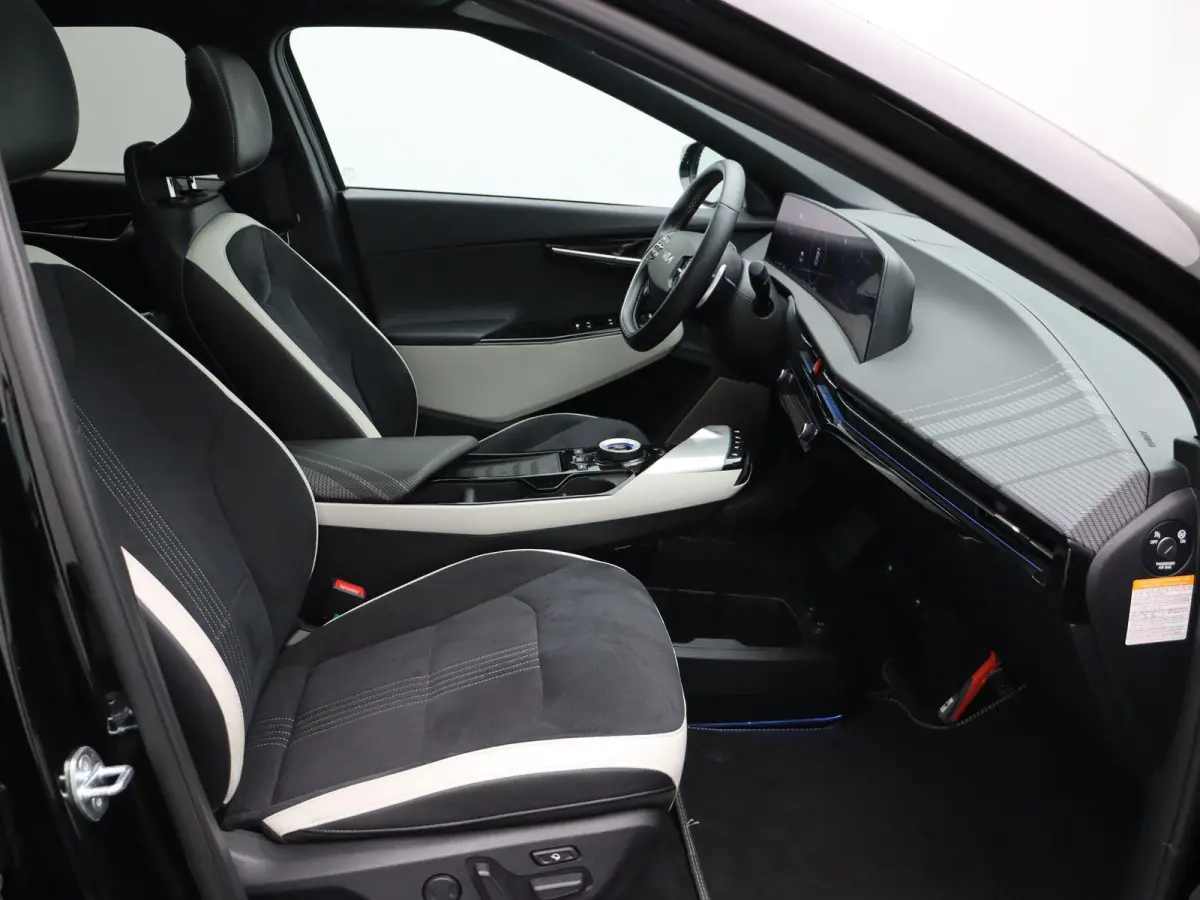 GT-Line 77.4 kWh | SOH 96% | Panoramadak |  Elektrische Stoelen | Headup Display | Warmtepomp | 528km WLTP |