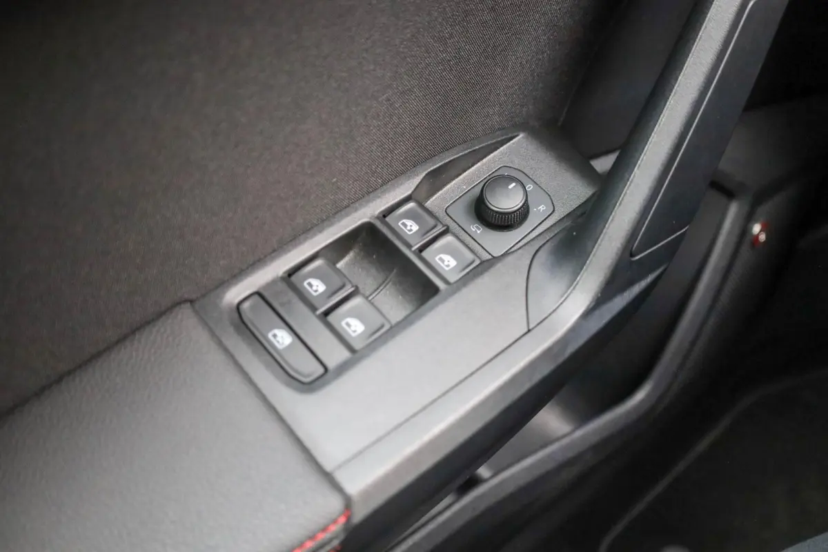 1.0 TSI 115pk DSG FR Business Intense | Achteruitrijcamera | Stoelverwarming | Adaptive Cruise