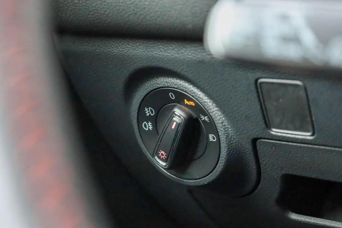1.0 TSI 115pk DSG FR Business Intense | Achteruitrijcamera | Stoelverwarming | Adaptive Cruise