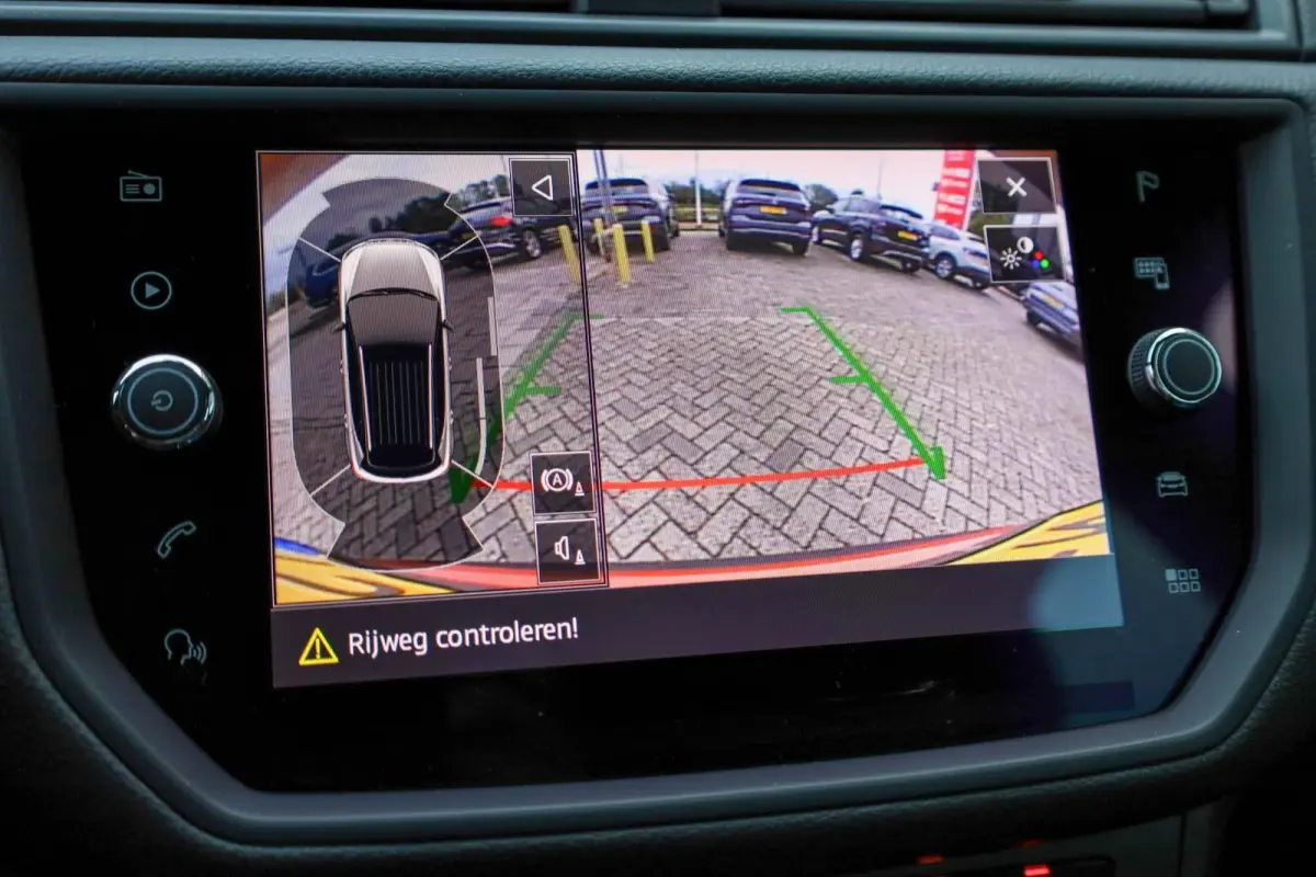 1.0 TSI 115pk DSG FR Business Intense | Achteruitrijcamera | Stoelverwarming | Adaptive Cruise