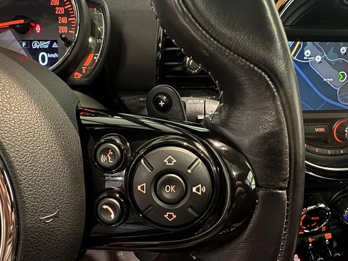 2.0 Cooper S | panorama | leder | navi | jcw velgen |