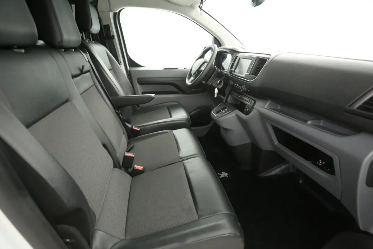 75 kWh L3H1 Long Range | Snelladen | SOH 91% | Airco | Cruise | Camera | 3 Zits | Carplay | Navi | 2xSchuifdeur