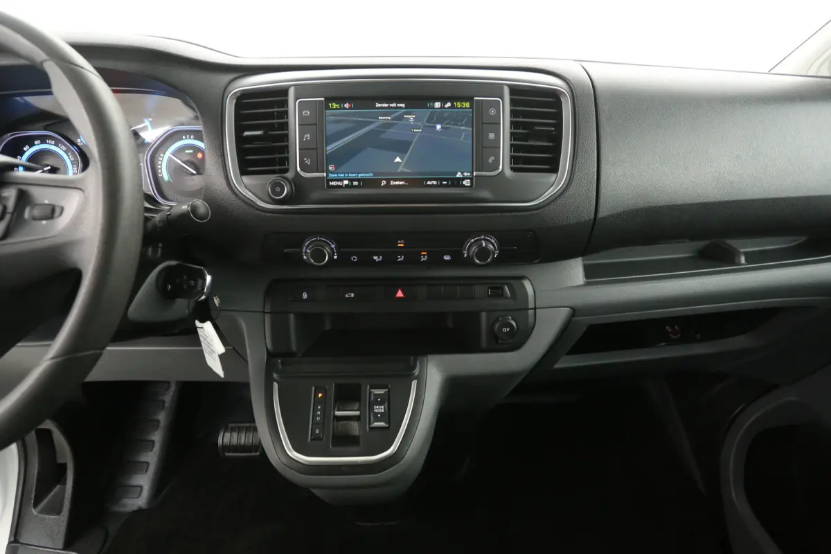 75 kWh L3H1 Long Range | Snelladen | SOH 91% | Airco | Cruise | Camera | 3 Zits | Carplay | Navi | 2xSchuifdeur