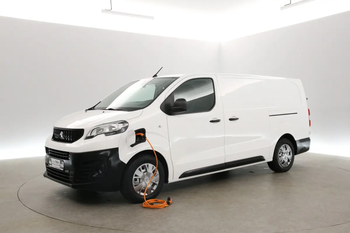 75 kWh L3H1 Long Range | Snelladen | SOH 91% | Airco | Cruise | Camera | 3 Zits | Carplay | Navi | 2xSchuifdeur