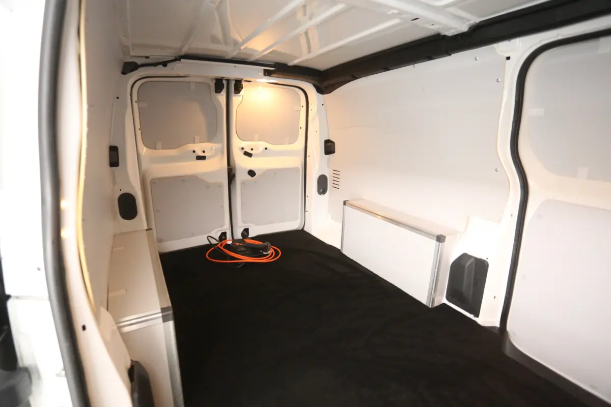 75 kWh L3H1 Long Range | Snelladen | SOH 91% | Airco | Cruise | Camera | 3 Zits | Carplay | Navi | 2xSchuifdeur