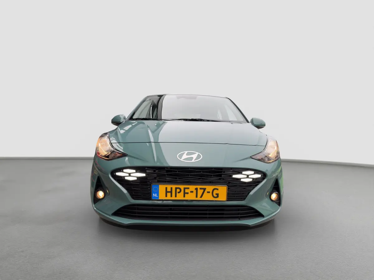 1.0 63pk Aut. Comfort Smart | Carplay | Navigatie | Airco | Camera | Cruise control | Parkeersensoren | Armsteun | Bluetooth