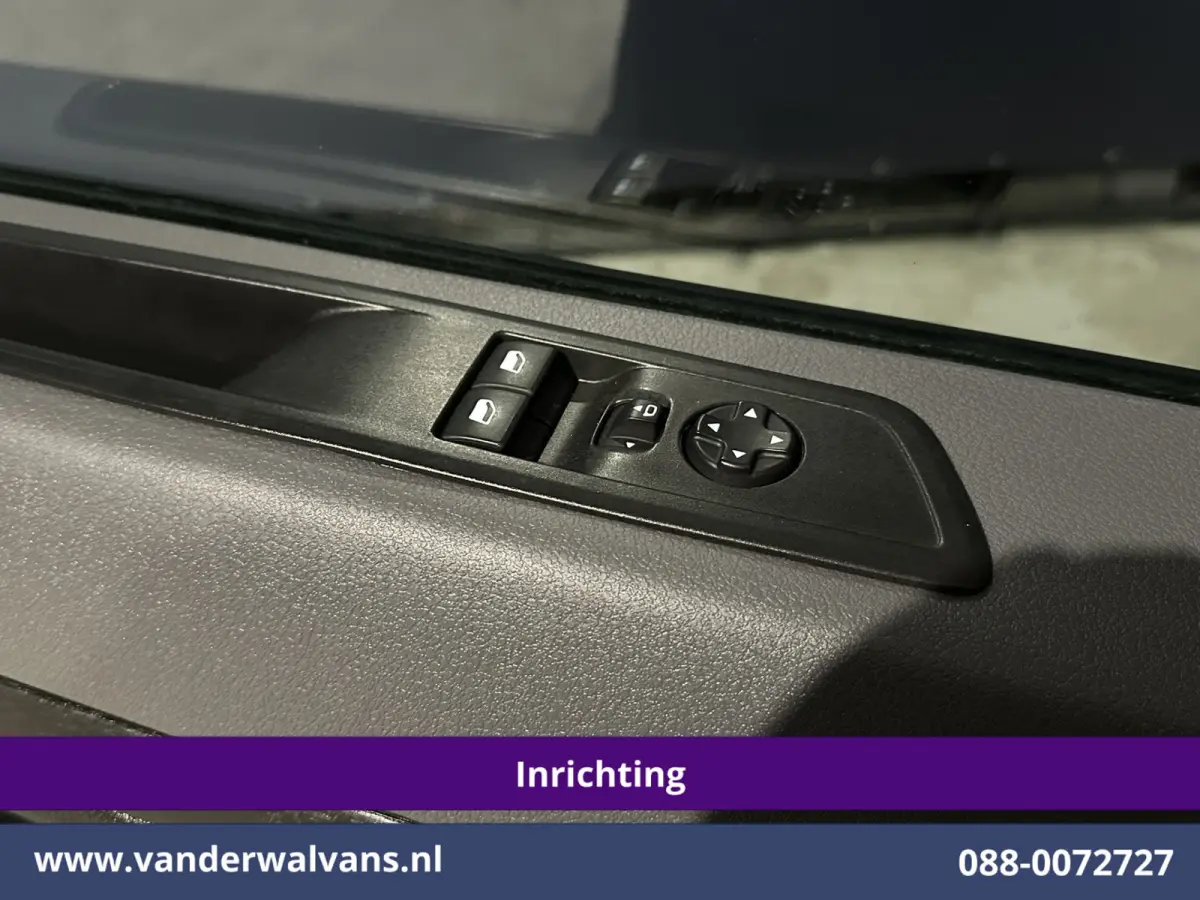 1.5 CDTI L3H1 inrichting Euro6 Airco | Imperiaal | PipeTube | Cruisecontrol | Verwarmbare buitenspiegels Parkeersensoren, Bijrijdersbank