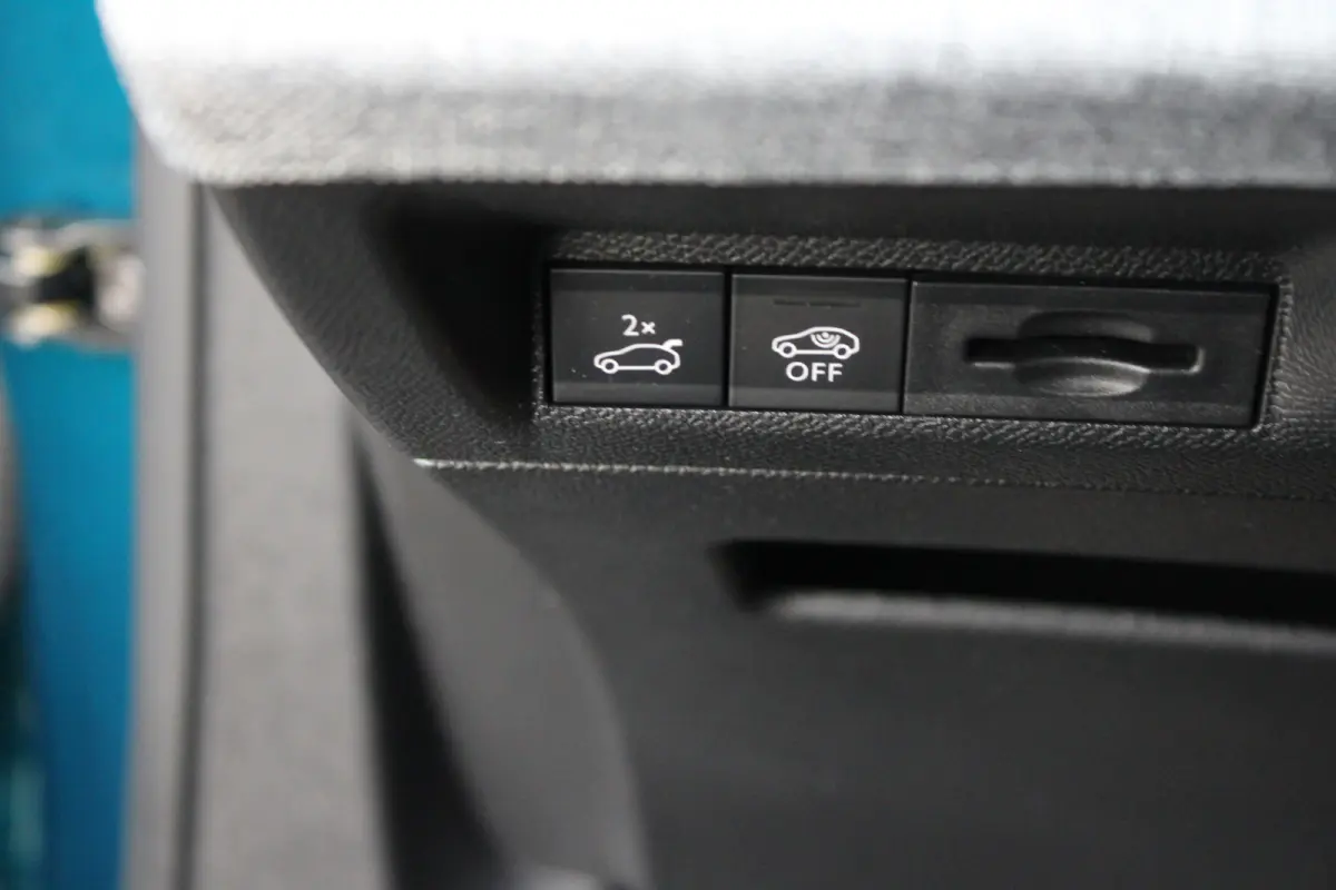 GT Avantage 73 kWh 7p | Fase 3 laden | SOH 97% | Luxe stoelen | Elektrische verstelbare stoelen | Alcantara | NL auto |