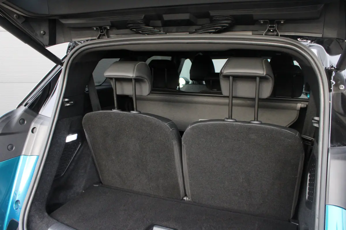 GT Avantage 73 kWh 7p | Fase 3 laden | SOH 97% | Luxe stoelen | Elektrische verstelbare stoelen | Alcantara | NL auto |