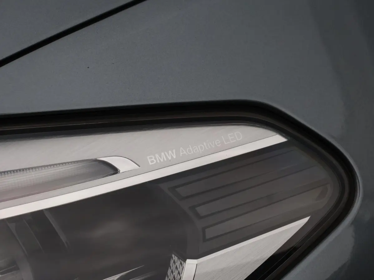 540i xDrive High Executive M-sport | Soft close