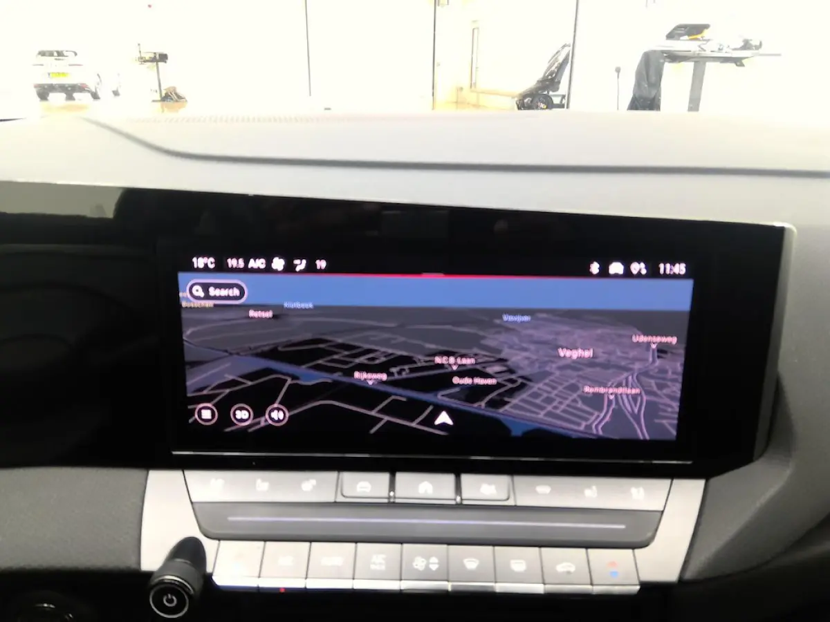 1.6 Hybrid GS Line+Led+Adaptief-cruise+vitrual+Navigatie+camera+stoel-verw+18"lmv = OKT -2022