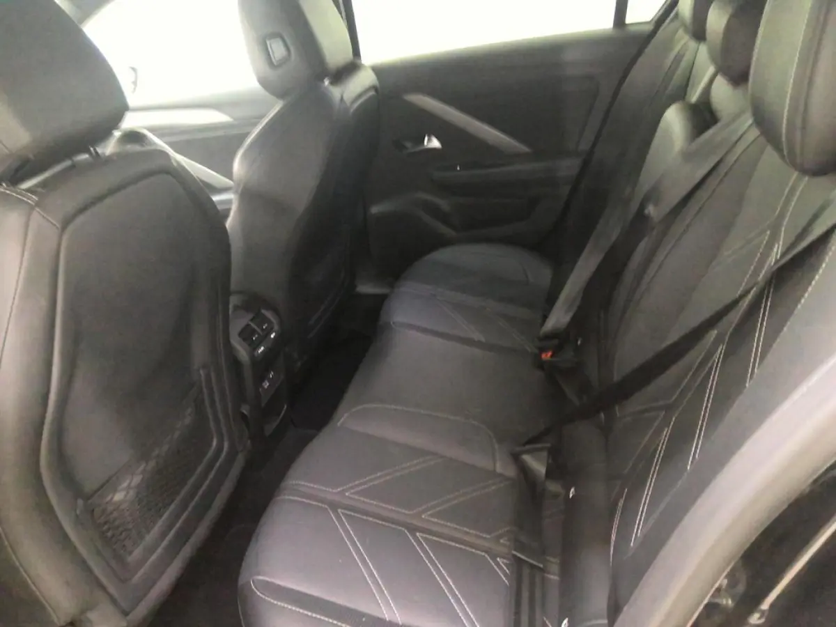 1.6 Hybrid GS Line+Led+Adaptief-cruise+vitrual+Navigatie+camera+stoel-verw+18"lmv = OKT -2022