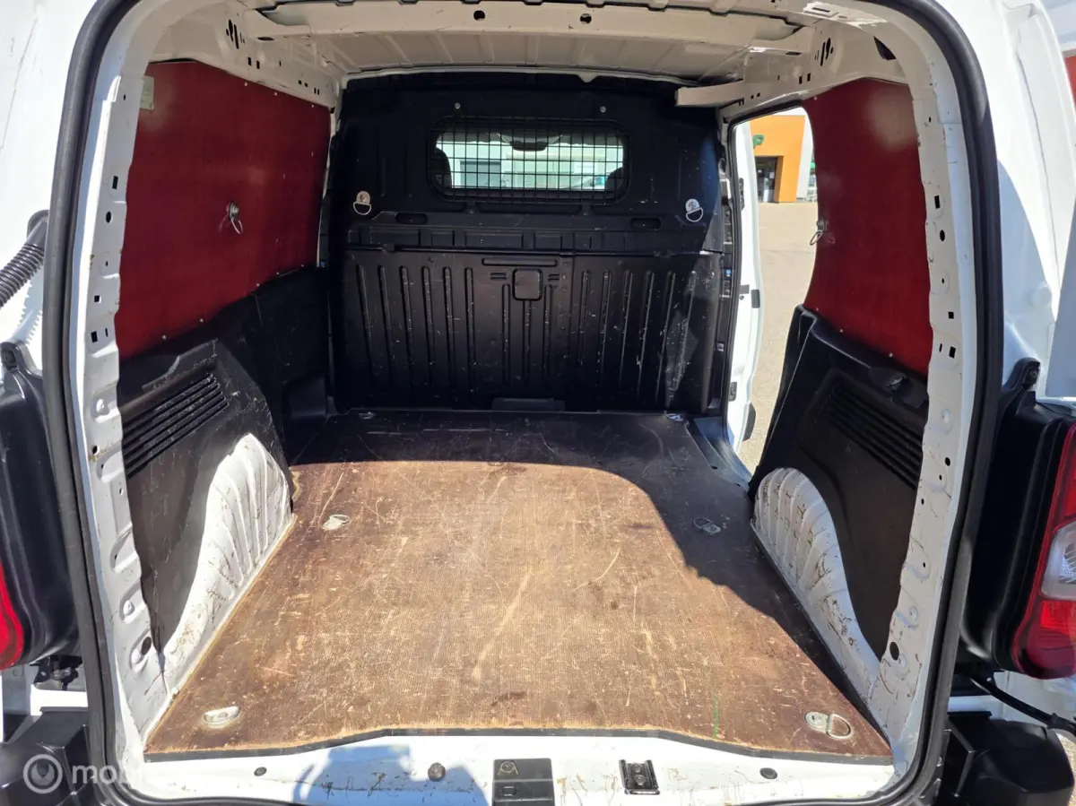 bestel 1.5 BlueHDI Premium