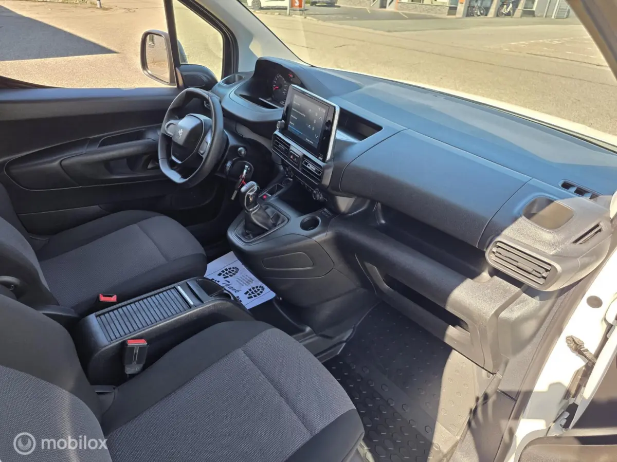 bestel 1.5 BlueHDI Premium