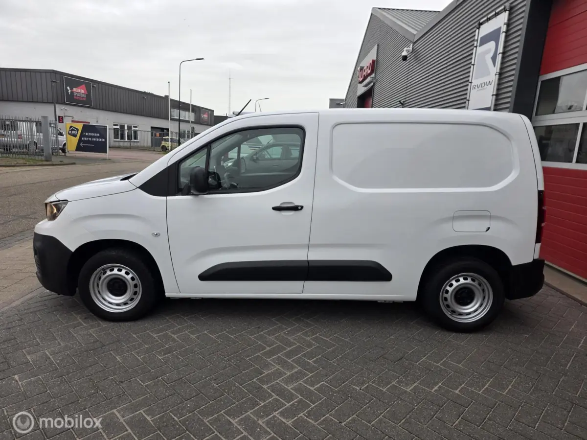 bestel 1.5 BlueHDI Premium