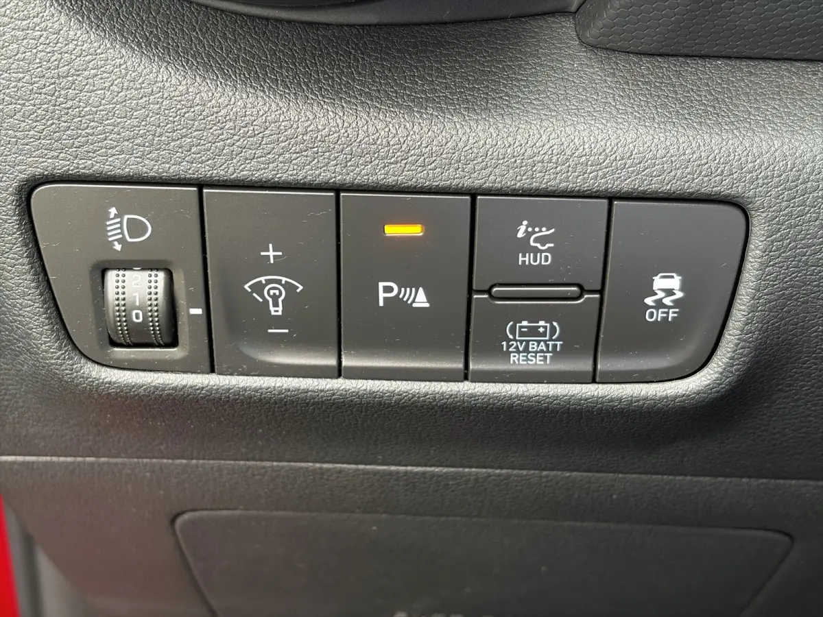 1.6 GDI HEV 141pk Premium | Leder | Premium Audio | Trekhaak | Dodehoek detectie | Camera | Adaptive cruise controle | Elektrische stoelen | Stoelventilatie | Stoelverwarming | Stuurverwarmi