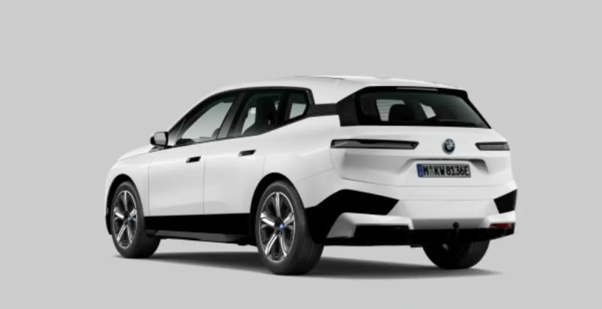 xDrive40 Executive 77 kWh Sportpakket - Trekhaak - Driving Assistant Professional - Multifunctionele stoelen voor - BMW Laserlight - Harman Kardon - Comfort Access - Warmte Comfortpakket voo