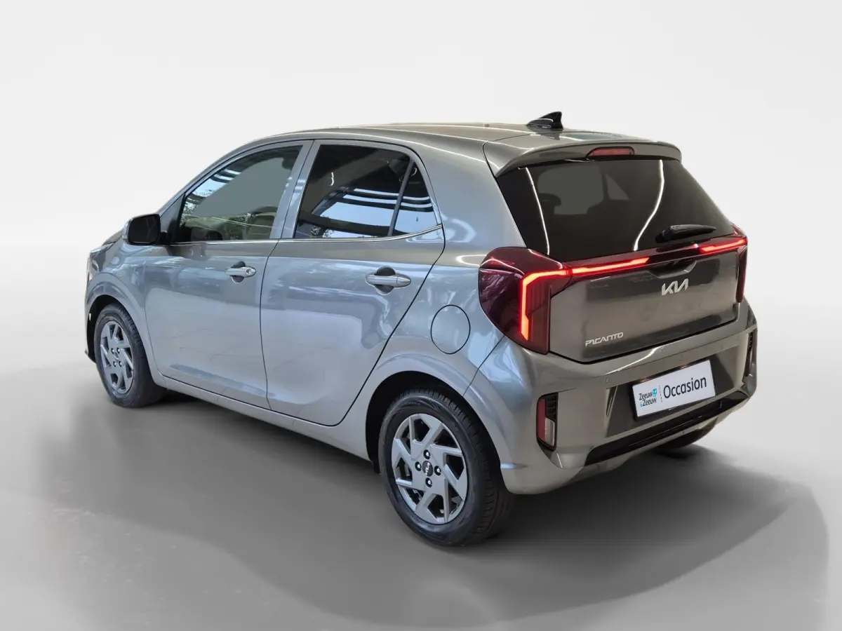 1.0 DPI DynamicPlusLine | Airco | Navi | Camera | LM Velgen | Automaat | Privacy Glass |