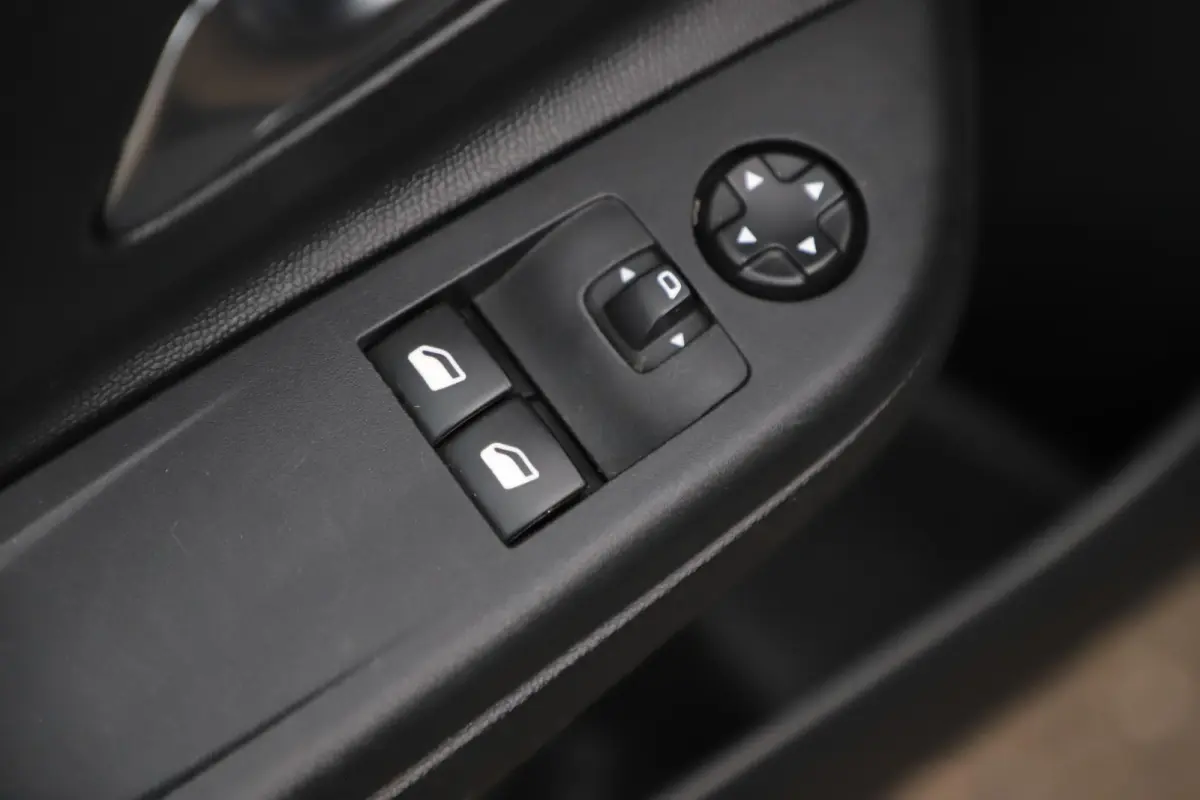 1.2 Edition LMV Navigatie Carplay Android Airco Cruise Rijstrooksensor