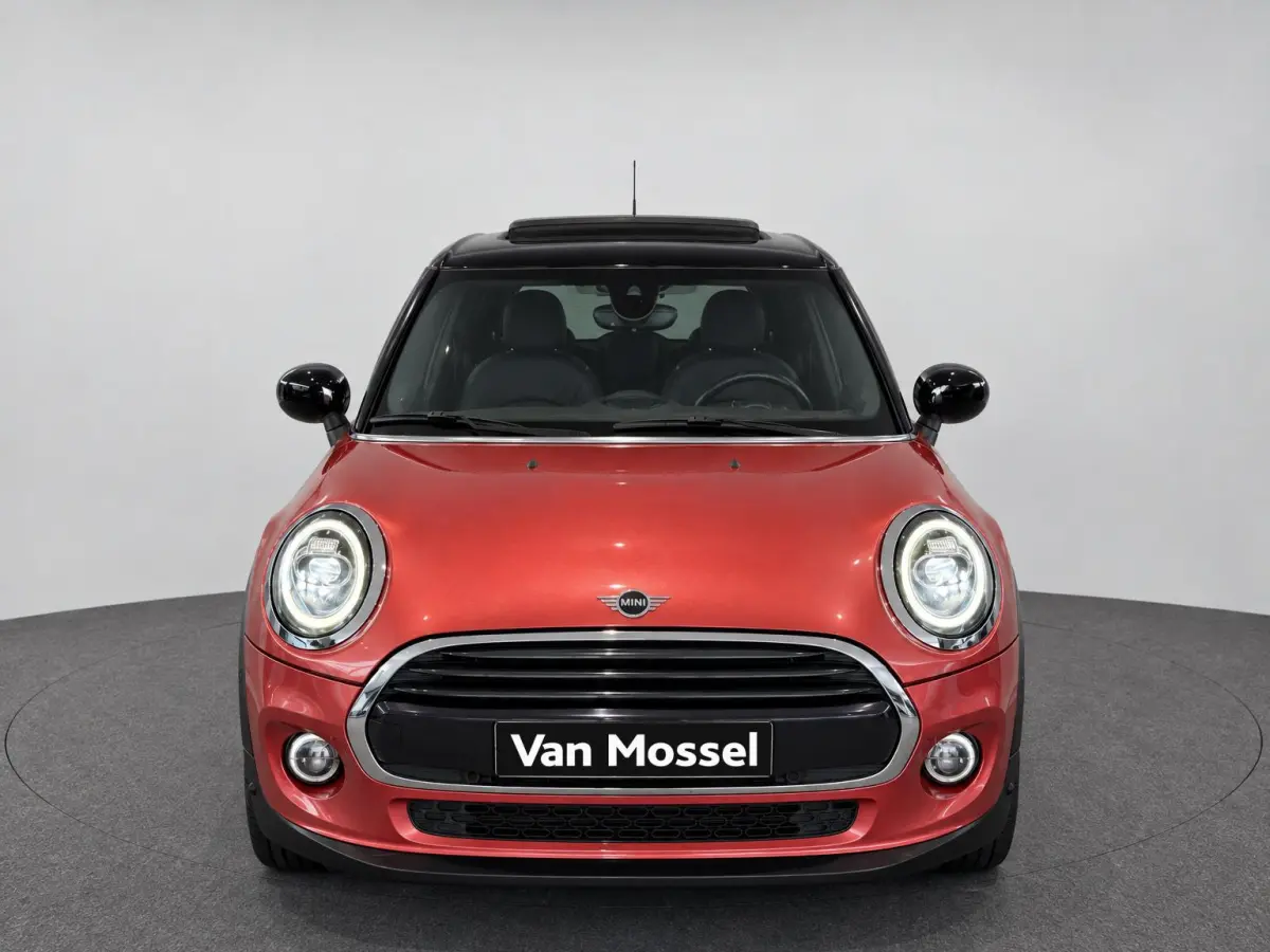 1.5 Cooper Summer Red Edition | LED | Automaat | Panoramadak | Harman Kardon Audio |  Airco | Cruise Control | Keyless Entry |