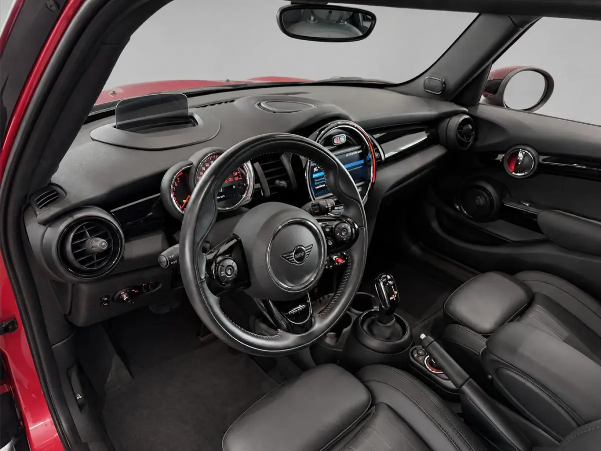 1.5 Cooper Summer Red Edition | LED | Automaat | Panoramadak | Harman Kardon Audio |  Airco | Cruise Control | Keyless Entry |