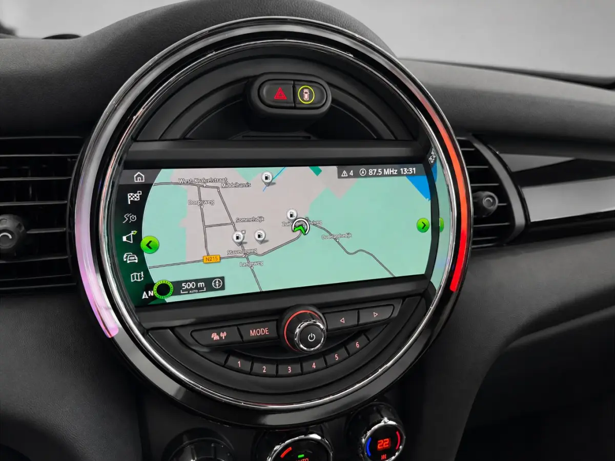 1.5 Cooper Summer Red Edition | LED | Automaat | Panoramadak | Harman Kardon Audio |  Airco | Cruise Control | Keyless Entry |