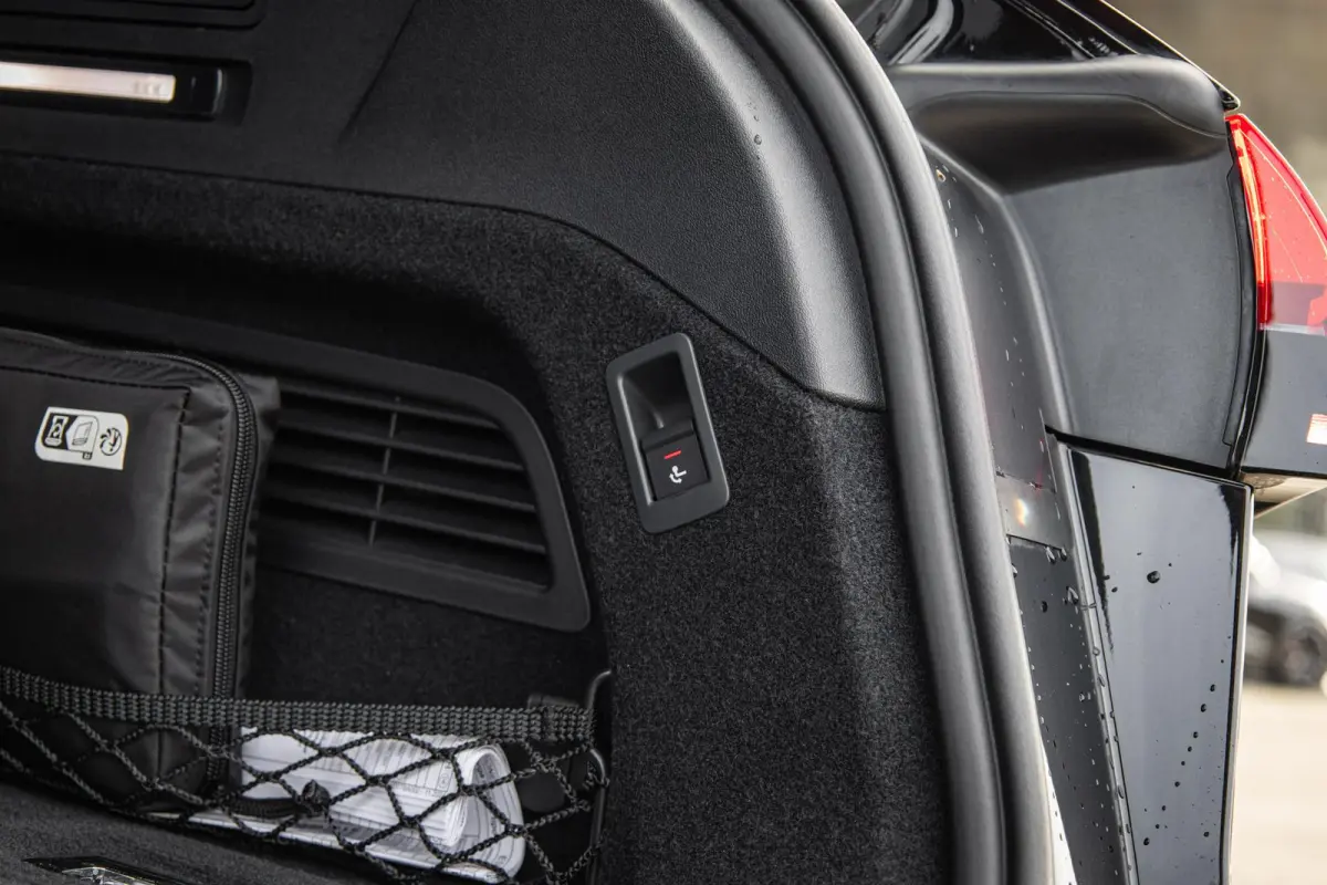 2.0 e-hybrid 367pk quattro S edition Competition | Luchtvering | HUD | Trekhaak | Stoelventilatie | B&O Audio | S6 Sierstukken